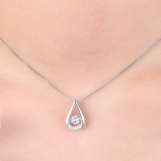 Diamond-embedded Pendant Necklace