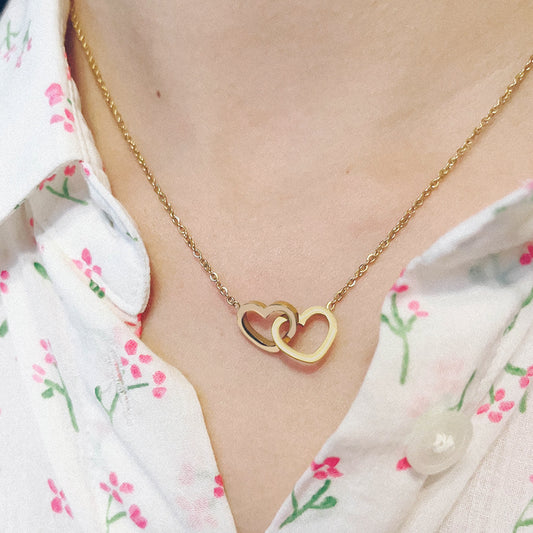 Forever Linked Hearts: Custom Name Necklace